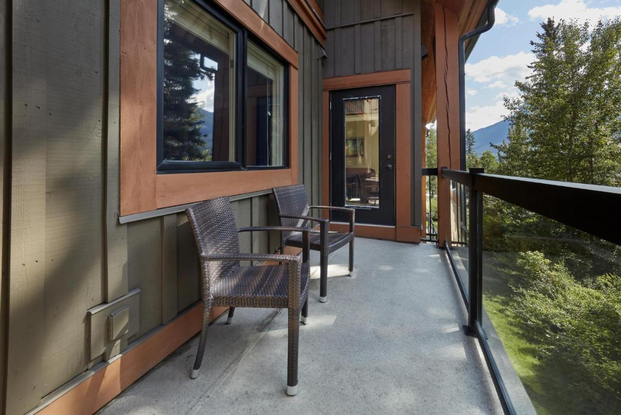 Star Suite -Luxurious Condo With 3 Fireplaces, And Open Pool! Canmore Exterior photo