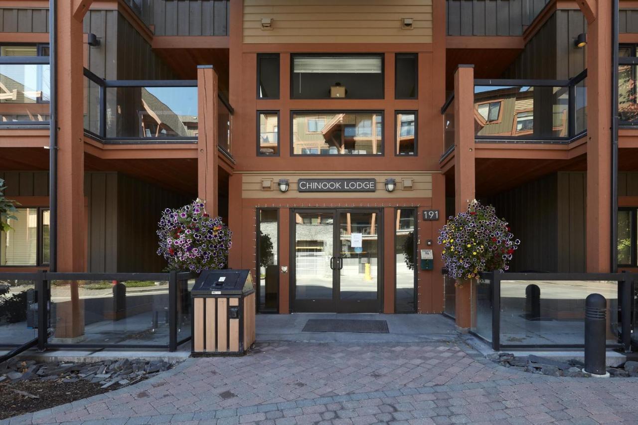 Star Suite -Luxurious Condo With 3 Fireplaces, And Open Pool! Canmore Exterior photo